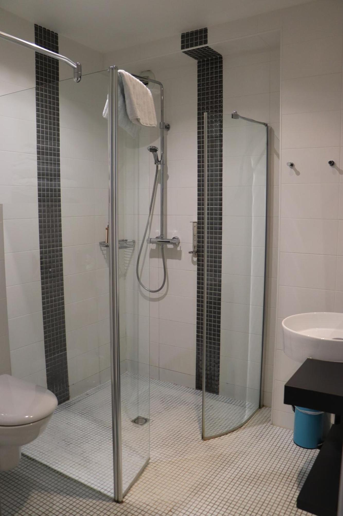 Western Château Hotel 3*